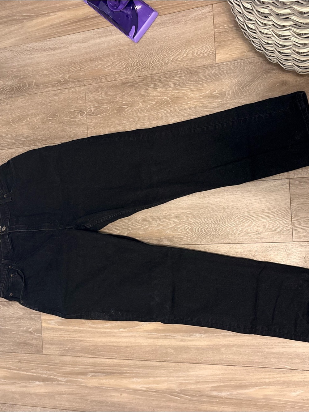 Black Womens 90s ultra High-Rise Straight Jeans